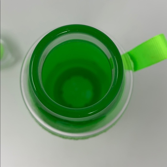 DAVIDsTEA Glass Iced Tea Bottle Lime Green Sleeved - Picture 6 of 8